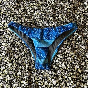 Jolyn Hermosa Bottom